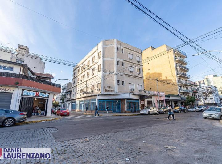 Hotel · 620m² · 35 Dormitorios