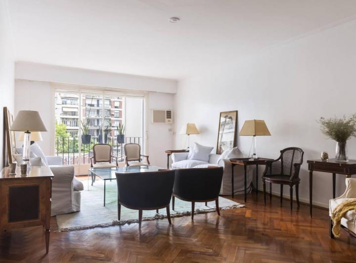 Departamento · 160m² · 5 Ambientes · 1 Cochera