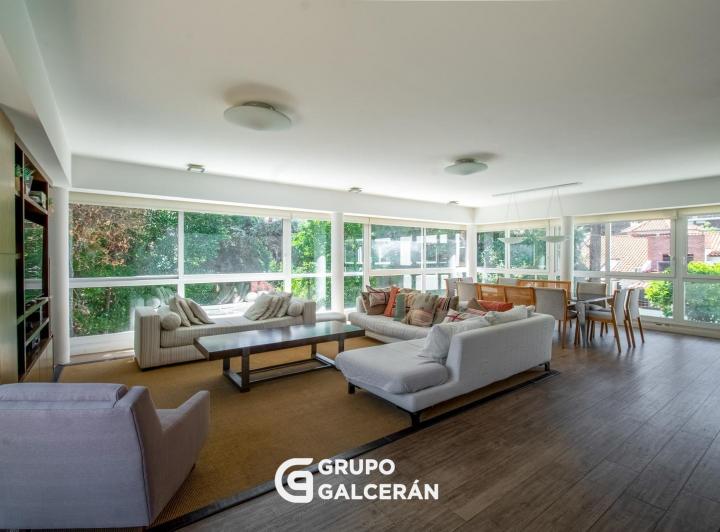 Departamento · 200m² · 4 Ambientes · 2 Cocheras