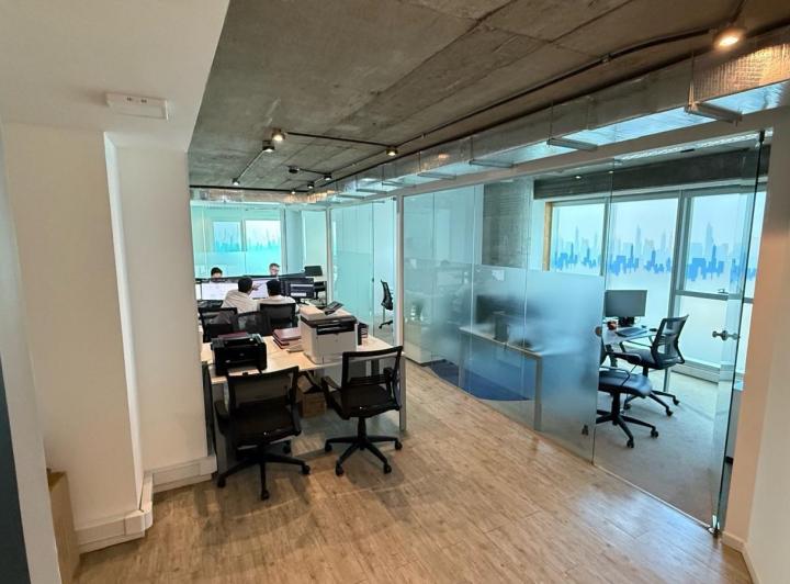 Oficina comercial · 170m² · 1 Ambiente · 2 Cocheras