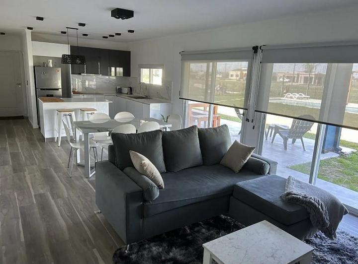 Casa · 160m² · 4 Ambientes