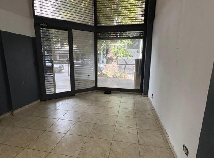 Local comercial · 44m²