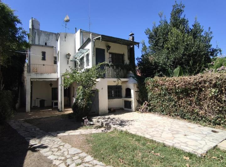 Casa · 260m² · 4 Ambientes