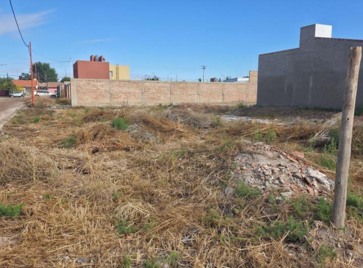 Terreno · 297m²