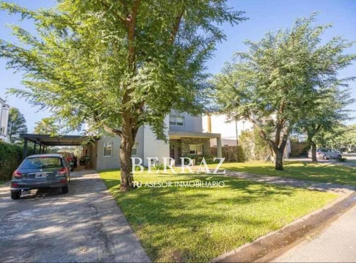 Casa · 260m² · 5 Ambientes
