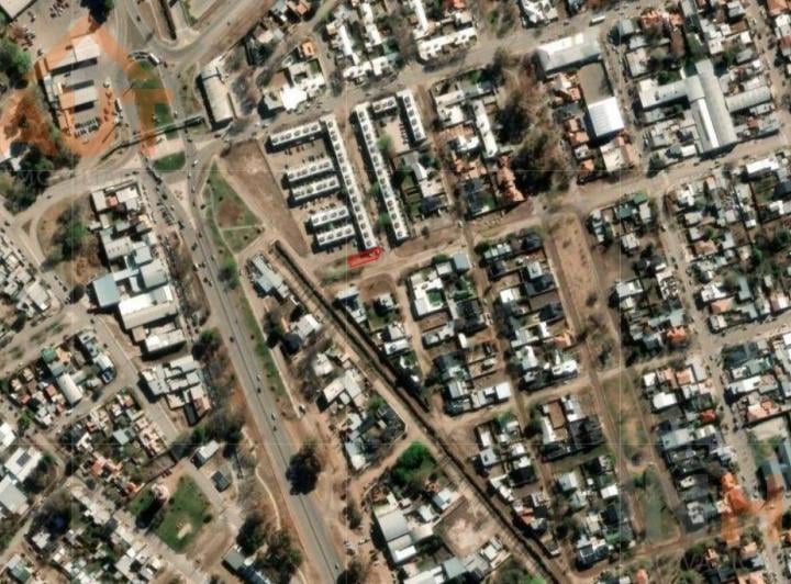 Terreno · 214m²