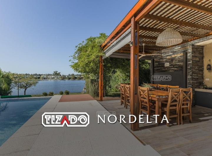 Casa · 259m² · 5 Ambientes · 1 Cochera