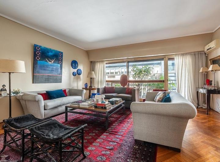 Departamento · 285m² · 6 Ambientes · 1 Cochera
