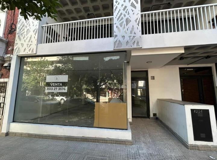 Local comercial · 142m² · 1 Ambiente