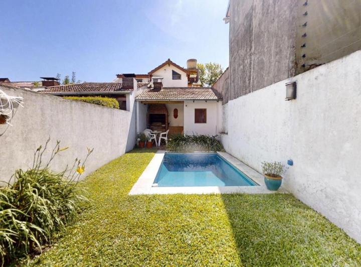 Casa · 126m² · 4 Ambientes · 1 Cochera