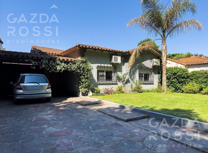 Casa · 147m² · 5 Ambientes · 4 Cocheras