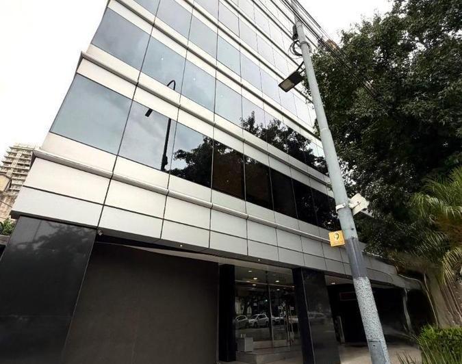 Oficina comercial · 186m² · 4 Ambientes · 1 Cochera