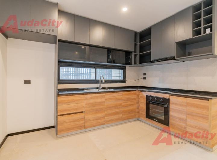 Casa · 85m² · 4 Ambientes · 1 Cochera