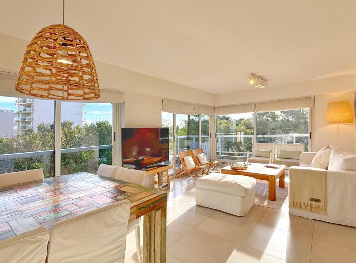 Departamento · 100m² · 4 Ambientes · 1 Cochera