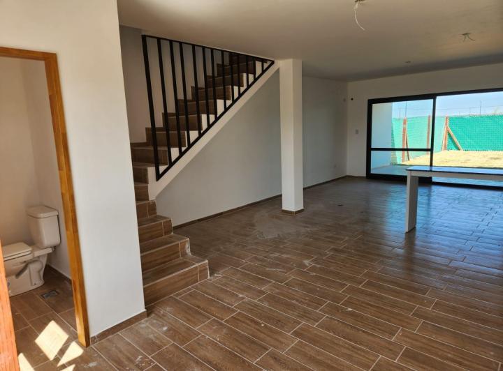 PH · 106m² · 5 Ambientes · 1 Cochera