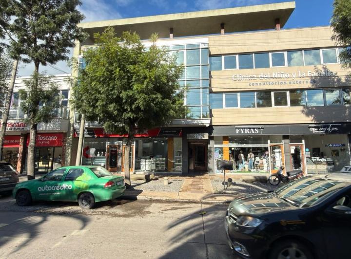 Oficina comercial · 85m²