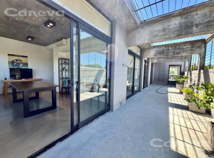 Depósito · 499m²