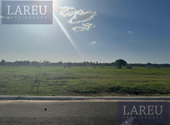 Terreno · 622m²