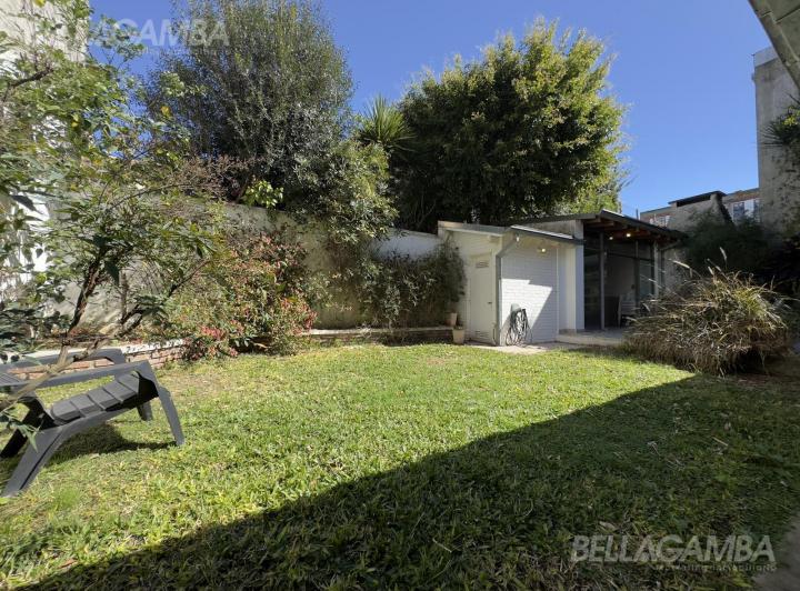 Casa · 324m² · 5 Ambientes · 3 Cocheras
