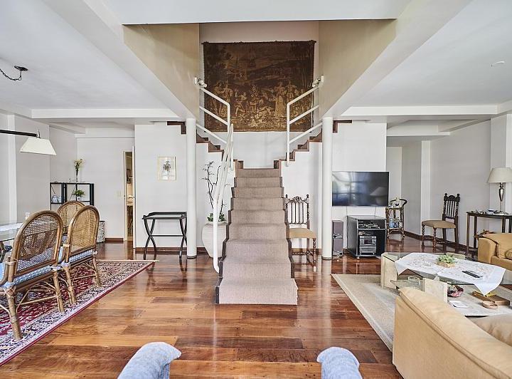 Departamento · 154m² · 4 Ambientes · 1 Cochera