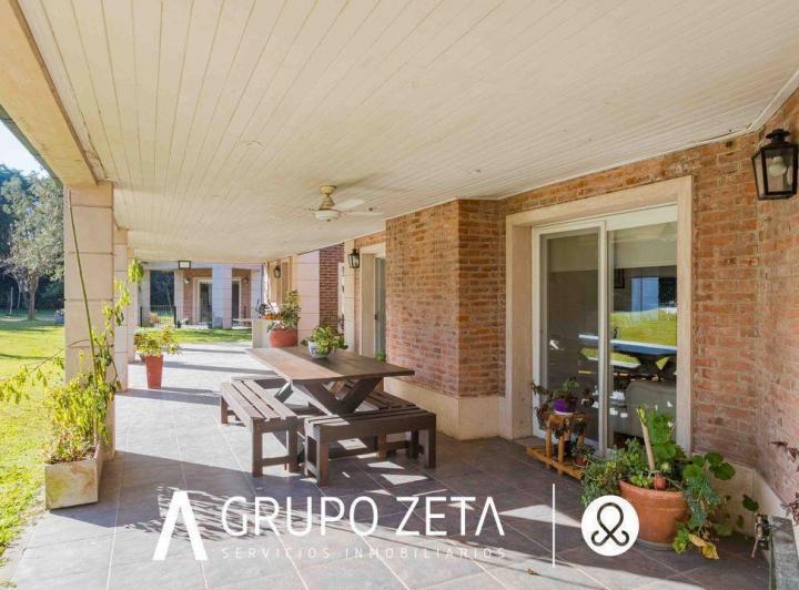 Casa · 466m² · 5 Ambientes · 3 Cocheras