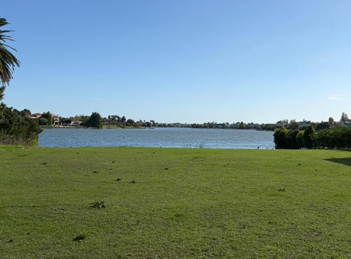 Terreno · 1706m²