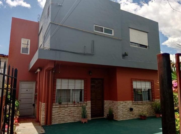 Casa · 77m² · 5 Ambientes