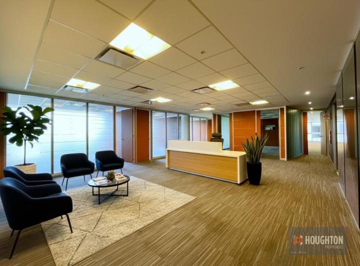 Oficina comercial · 338m² · 10 Ambientes · 4 Cocheras