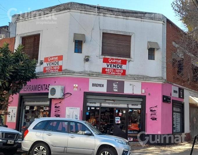 Casa · 294m² · 4 Ambientes · 1 Cochera