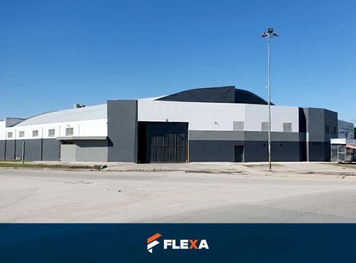 Bodega-Galpón · 1100m² · 8 Ambientes · 8 Cocheras
