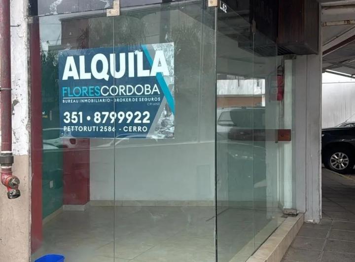 Local comercial · 8m²