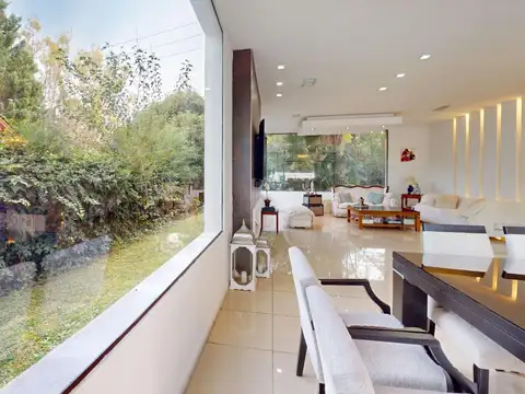 Casa en Venta en San Carlos Country Club, Countries y Barrios Cerrados en Malvinas Argentinas