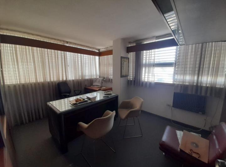 Oficina comercial · 65m² · 5 Ambientes