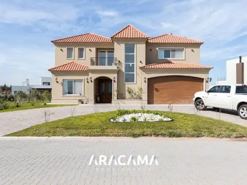 Casa en Venta en La Providencia Resort & Country Club, Canning