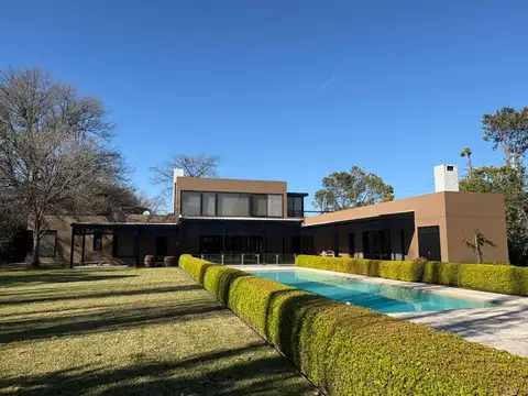 Casa en Venta en Los Cerillos  /  San Javier, Countries y Barrios Cerrados en Pilar
