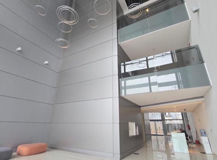 Oficina comercial · 165m² · 4 Ambientes · 1 Cochera