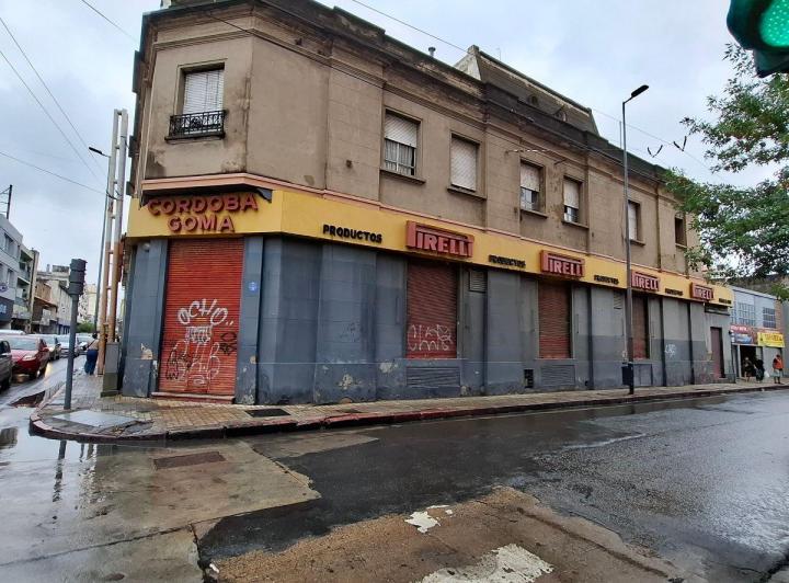 Local comercial · 1380m²