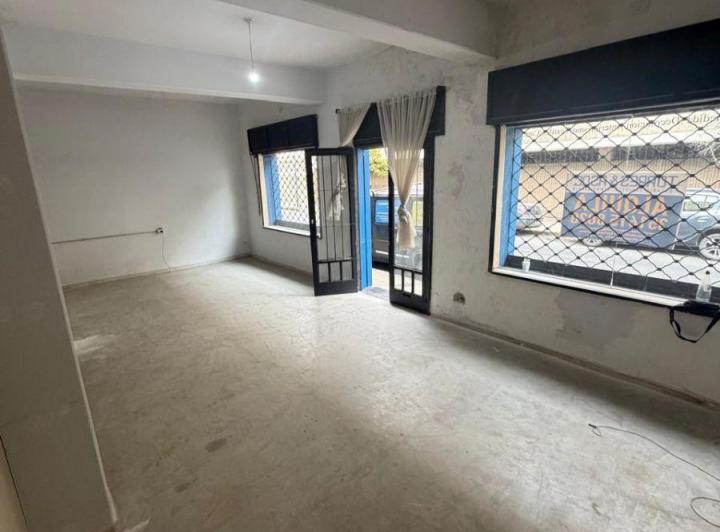 Local comercial · 110m² · 4 Ambientes