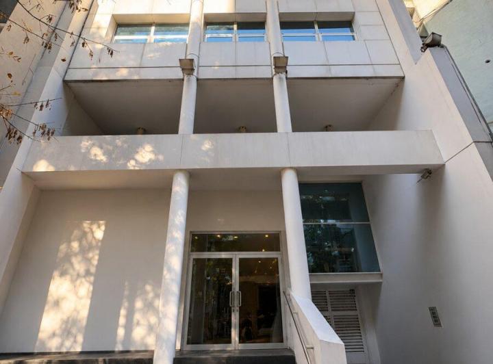 Depósito · 1650m² · 8 Cocheras