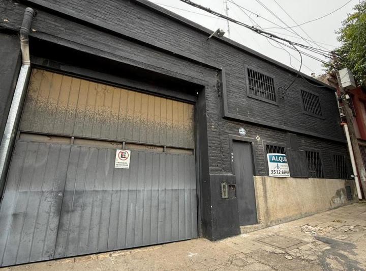 Local comercial · 800m² · 5 Ambientes