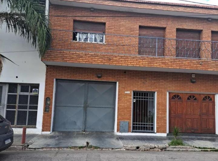 Bodega-Galpón · 130m² · 3 Cocheras