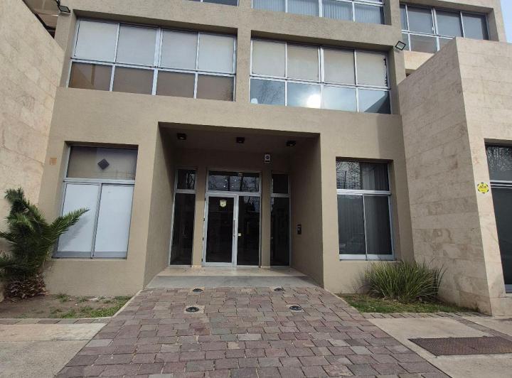 Oficina comercial · 50m² · 3 Ambientes · 1 Cochera