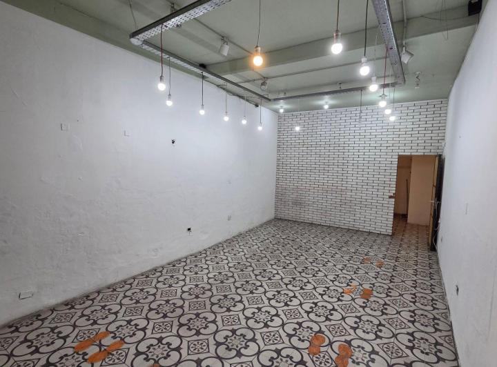 Local comercial · 60m² · 2 Ambientes
