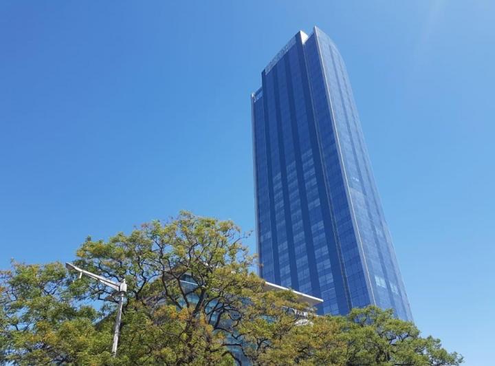 Oficina comercial · 400m²