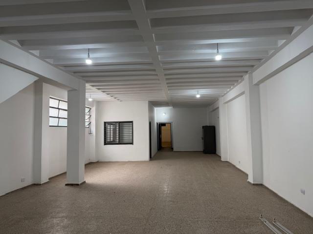 Local comercial · 360m²