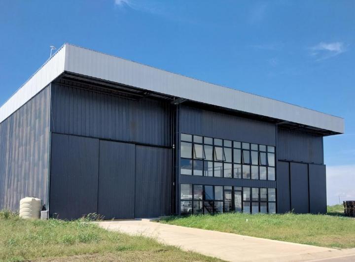 Bodega-Galpón · 425m² · 4 Ambientes