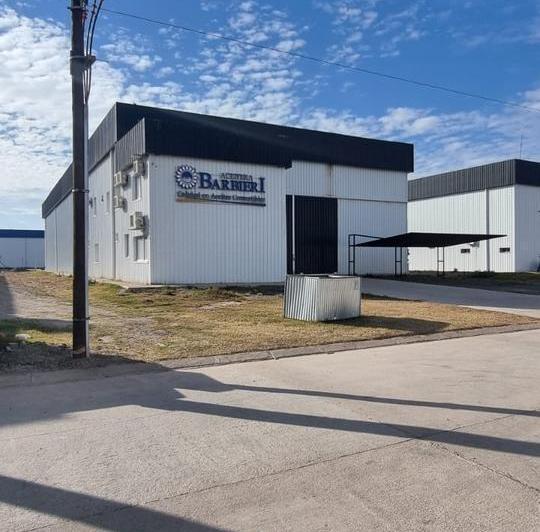 Local comercial · 1080m² · 4 Ambientes