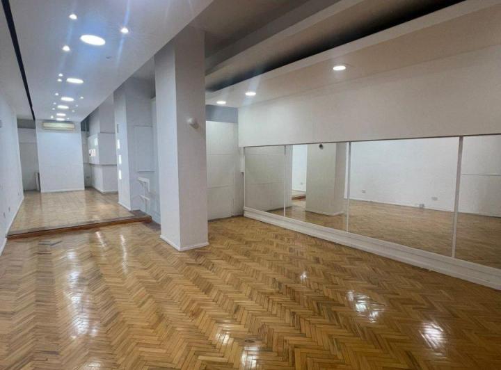 Local comercial · 90m² · 5 Ambientes
