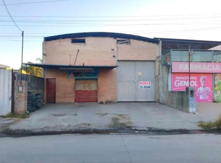 Bodega-Galpón · 300m²