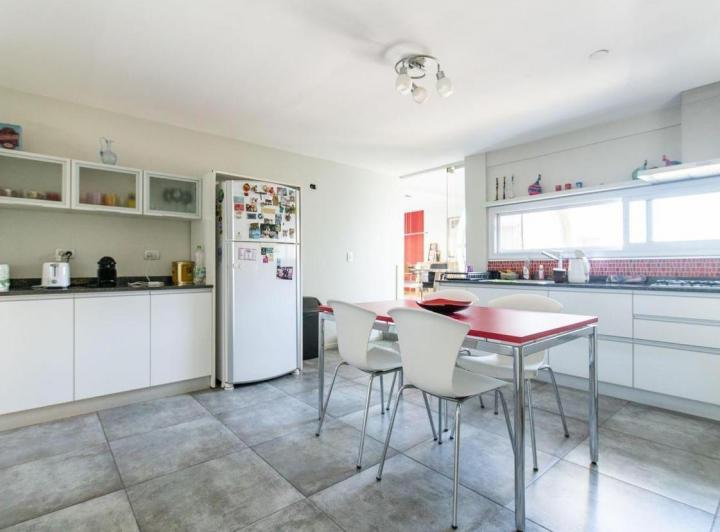 Departamento · 250ha · 5 Ambientes · 1 Cochera